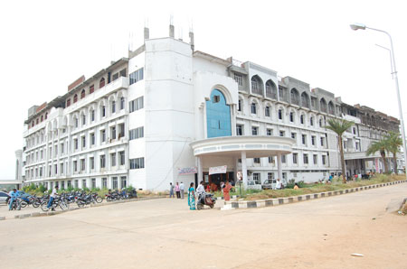 Shadan Institute of Medical Sciences, Research Centre and Teaching Hospital